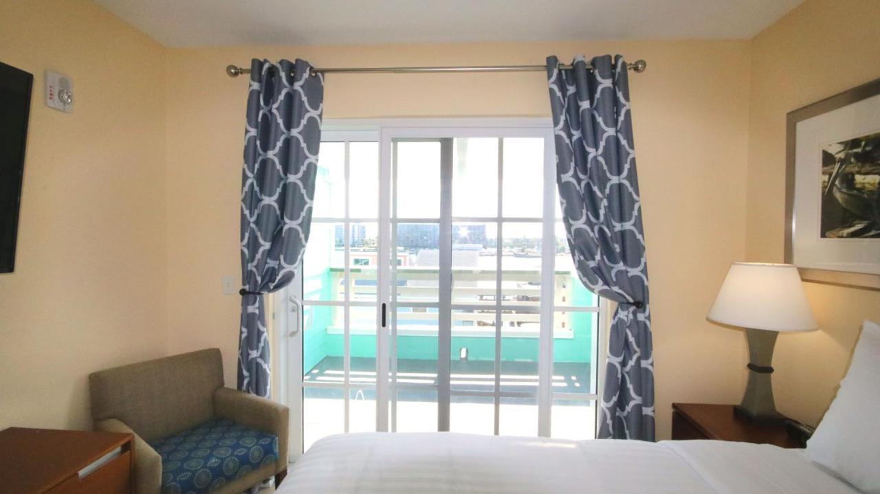 Johns Pass Condo'S- Fully Remote St. Pete Beach Buitenkant foto